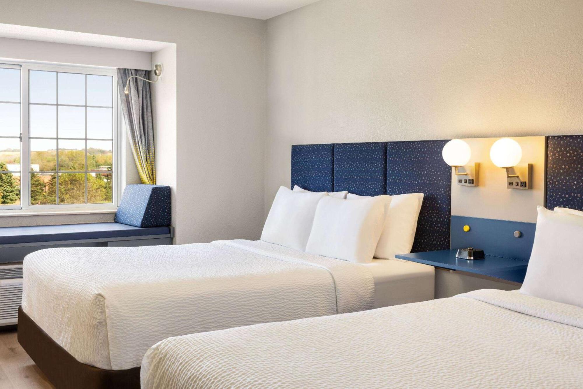 Microtel Inn & Suites By Wyndham New Ulm Zewnętrze zdjęcie