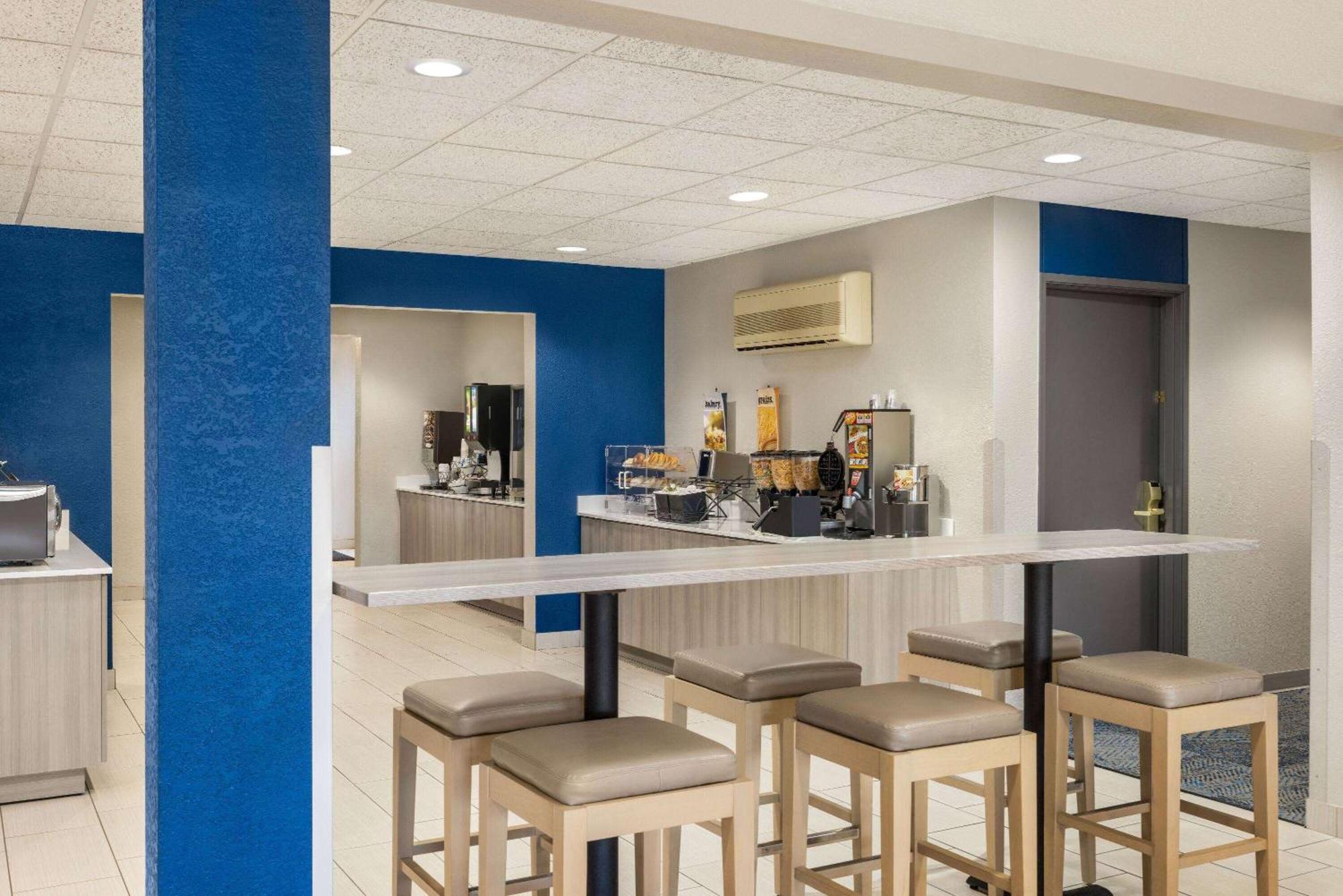 Microtel Inn & Suites By Wyndham New Ulm Zewnętrze zdjęcie