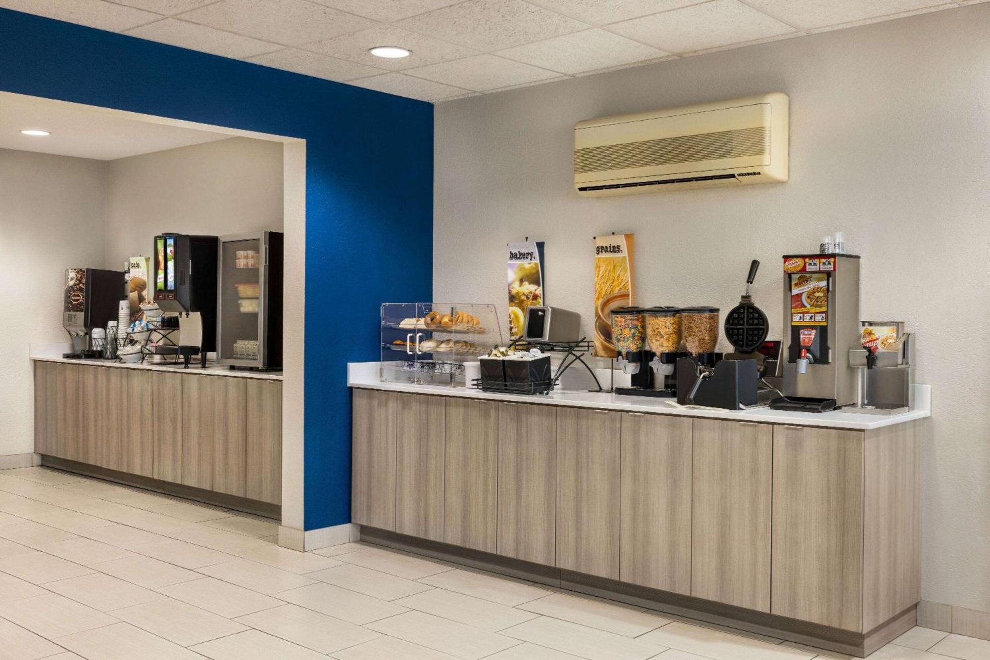 Microtel Inn & Suites By Wyndham New Ulm Zewnętrze zdjęcie