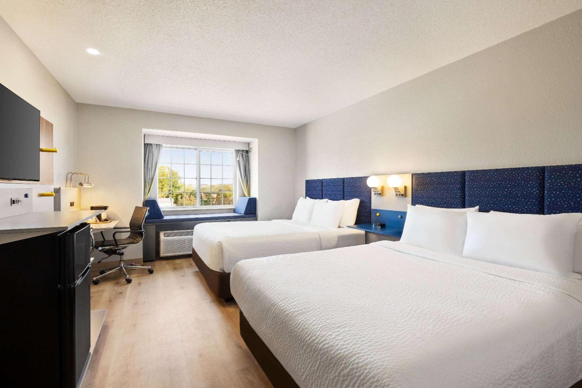 Microtel Inn & Suites By Wyndham New Ulm Zewnętrze zdjęcie