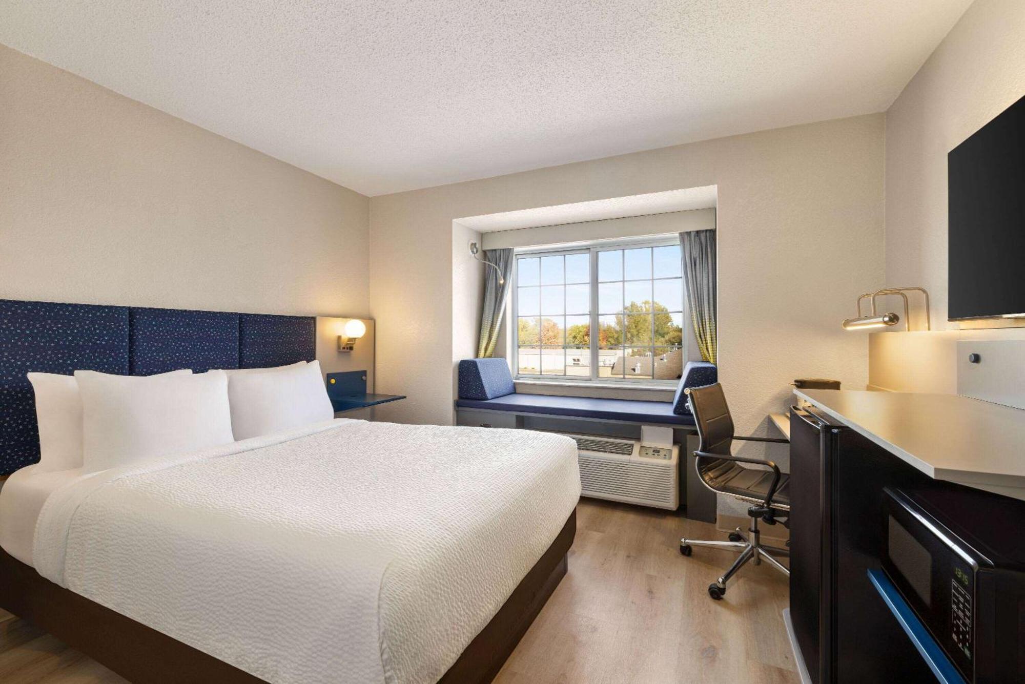 Microtel Inn & Suites By Wyndham New Ulm Zewnętrze zdjęcie