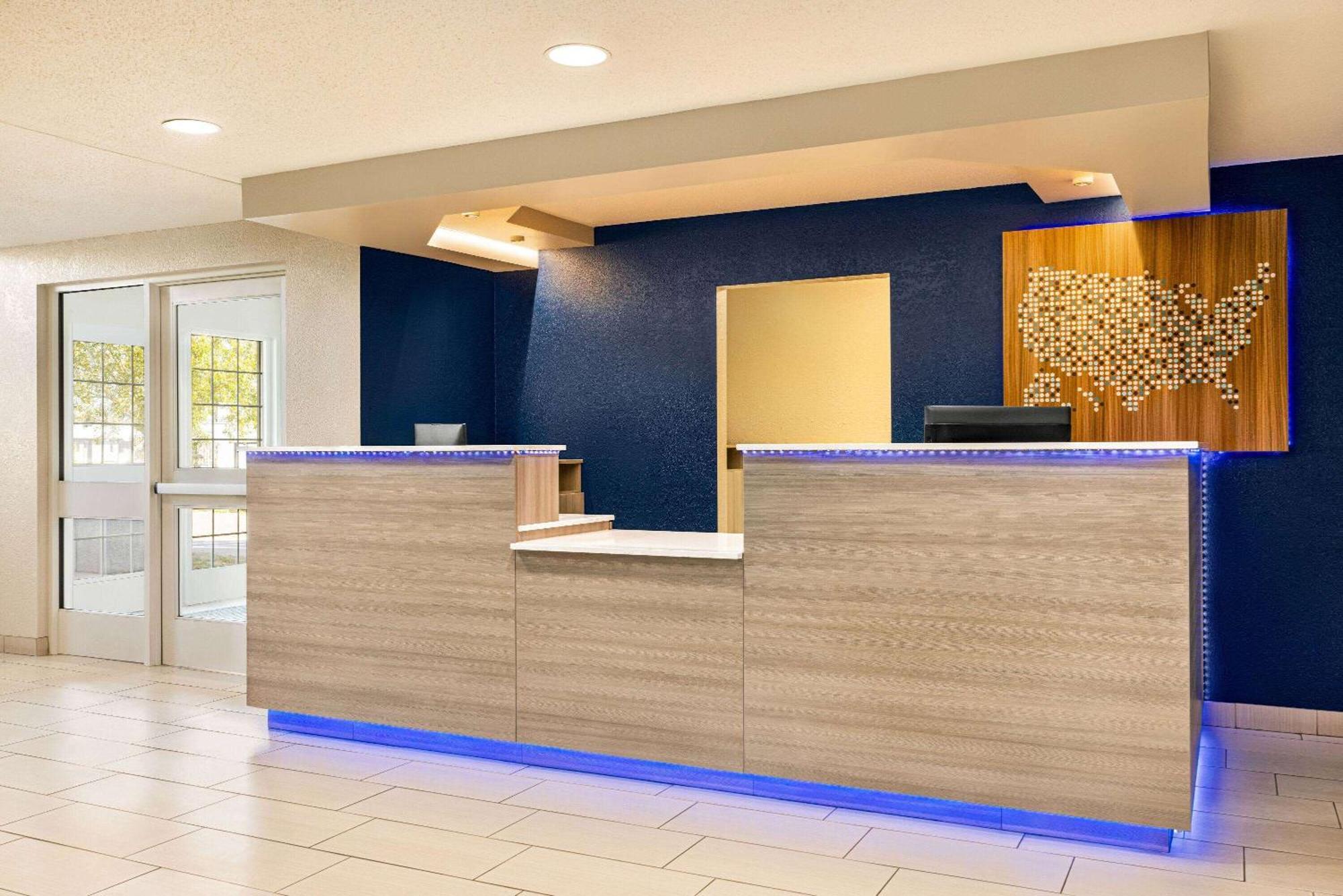 Microtel Inn & Suites By Wyndham New Ulm Zewnętrze zdjęcie